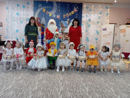 Новогодний хоровод Новогодний хоровод.